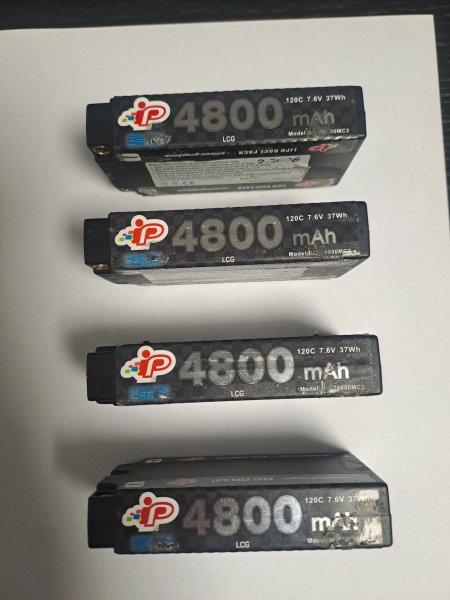 Verkaufe 4 gebrauchte 2S 120C Intellect 4800mAh MC3 LIPO HV Akkus